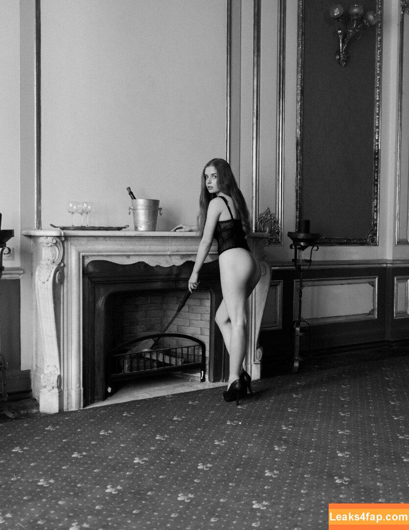 lyubovvomne / Milena / samadhi.amorr2 leaked photo photo #0226