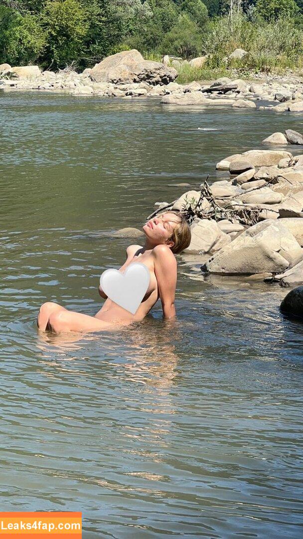 lyubovvomne / Milena / samadhi.amorr2 leaked photo photo #0253