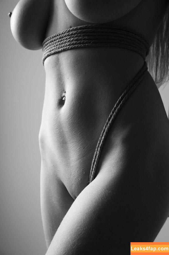 lyubovvomne / Milena / samadhi.amorr2 leaked photo photo #0323