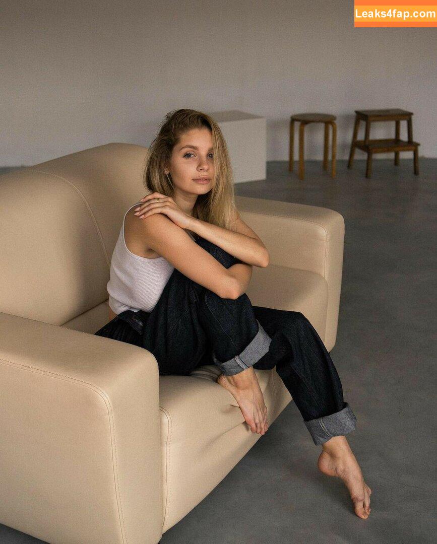 lyubovvomne / Milena / samadhi.amorr2 leaked photo photo #0387