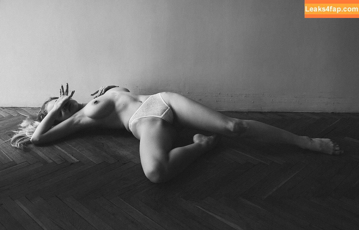 lyubovvomne / Milena / samadhi.amorr2 leaked photo photo #0430