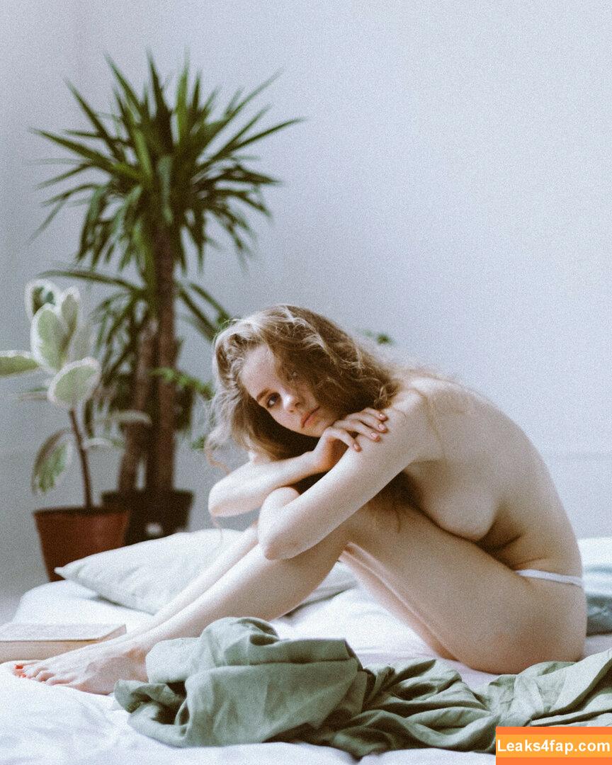 lyubovvomne / Milena / samadhi.amorr2 leaked photo photo #0504