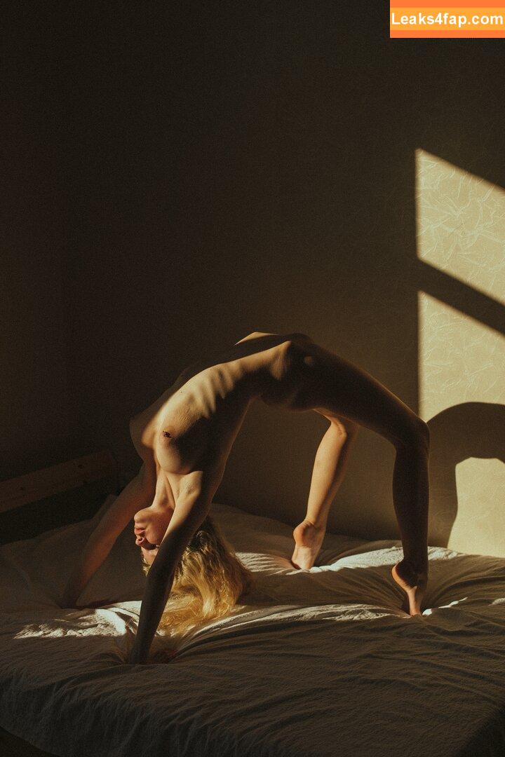 lyubovvomne / Milena / samadhi.amorr2 leaked photo photo #0777