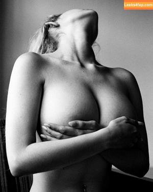 lyubovvomne photo #0332