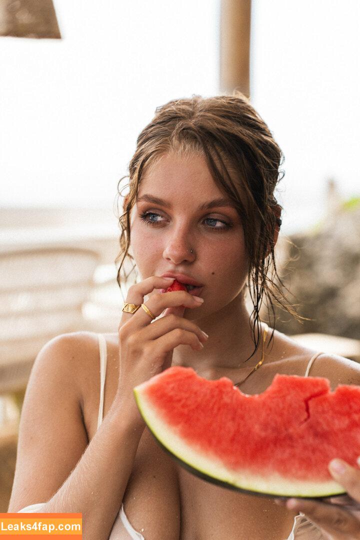 lyubovvomne / Milena / samadhi.amorr2 leaked photo photo #1278