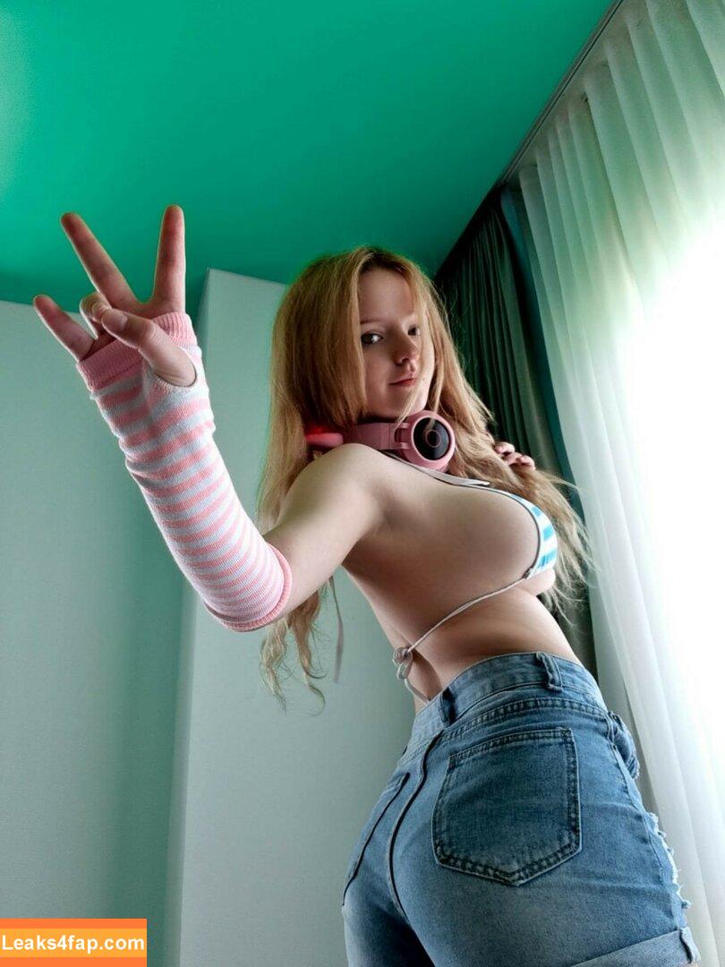 Lyvlas / kikobakacos leaked photo photo #0400