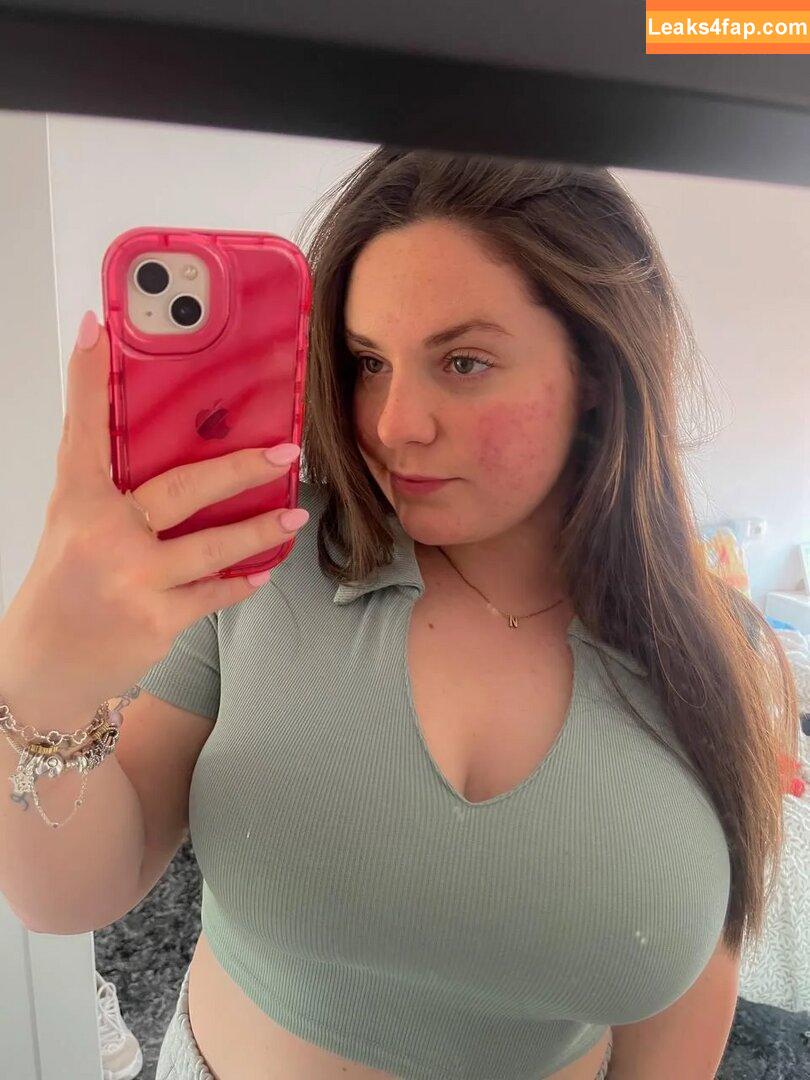 lyydiaa18 / lyydiaa18_ leaked photo photo #0001