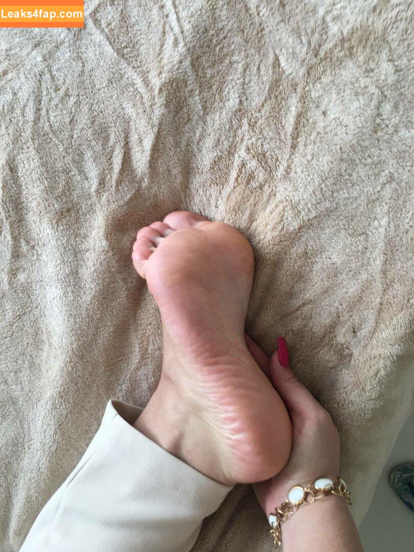 Lyz Feet / Antiga Lary / lyz.yah leaked photo photo #0014