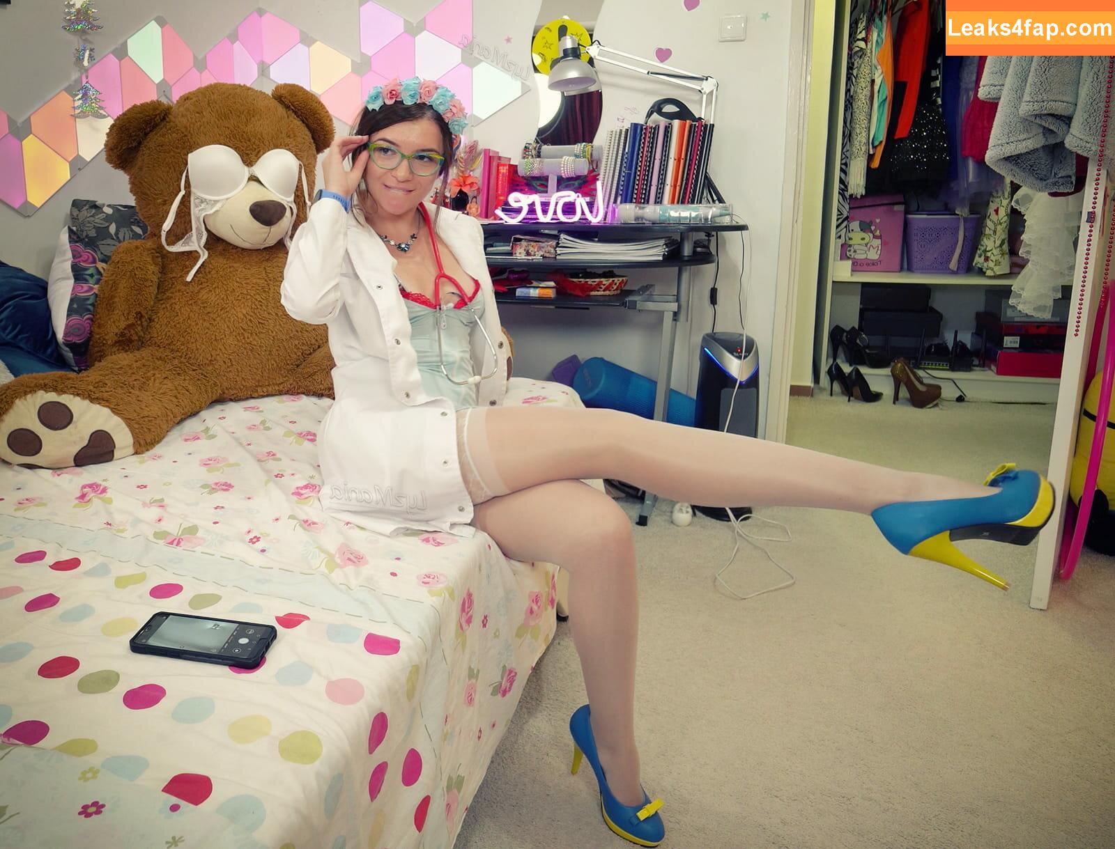 Lyzmania / lyzmania_ leaked photo photo #0061