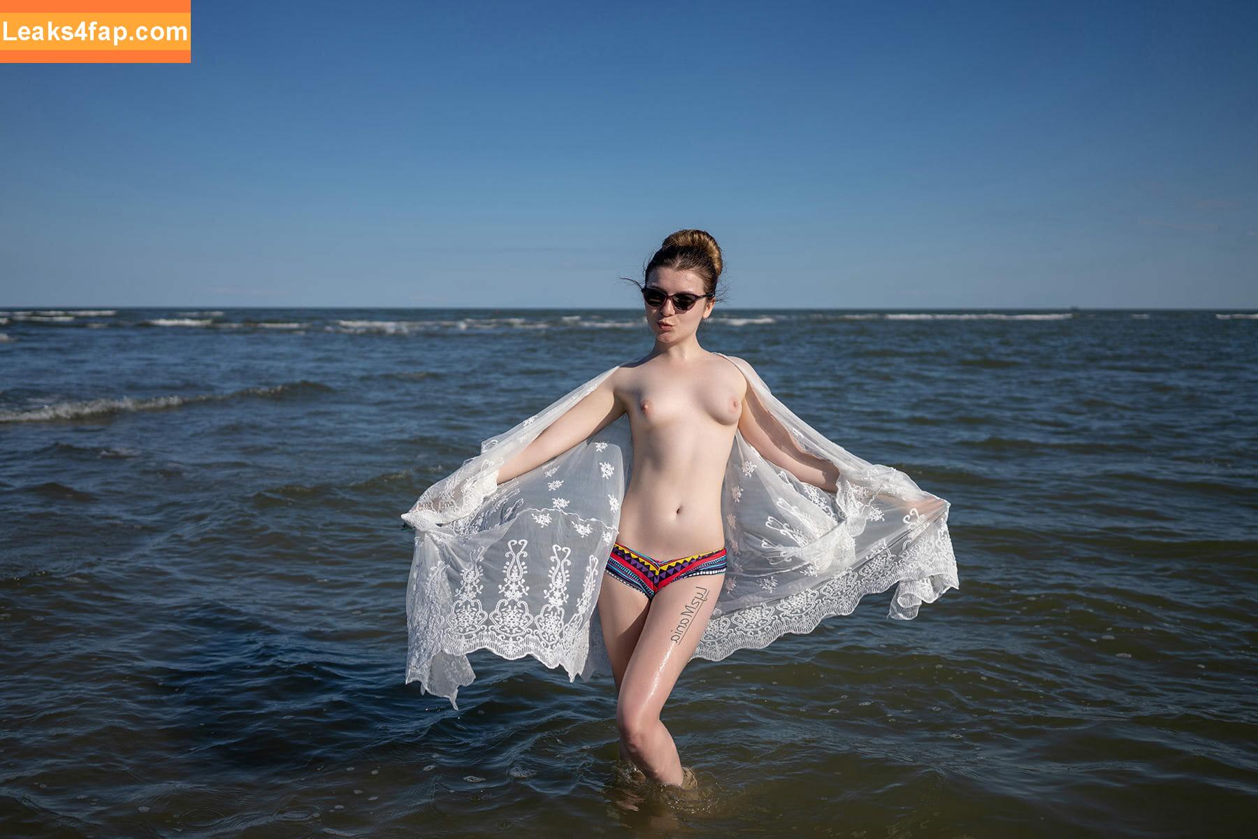 Lyzmania / lyzmania_ leaked photo photo #0191