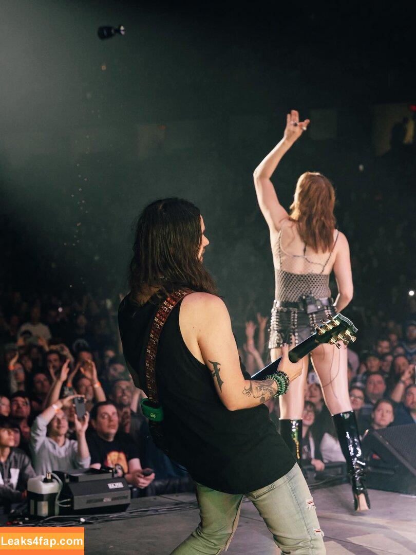 Lzzy Hale /  leaked photo photo #0005