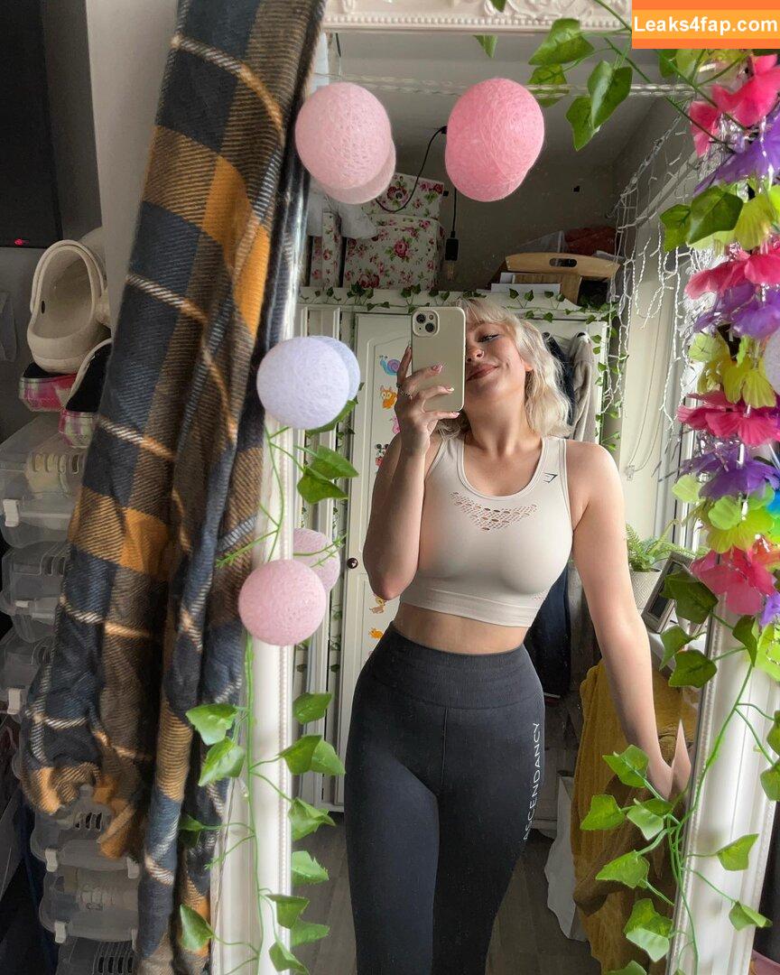 m.ae.3 / mae leaked photo photo #0221