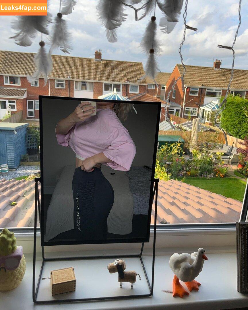 m.ae.3 / mae leaked photo photo #0222