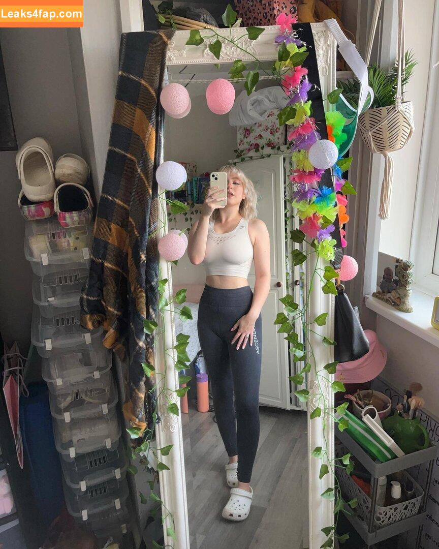 m.ae.3 / mae leaked photo photo #0248