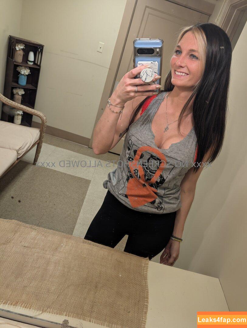 m_yumm / mir_yumm leaked photo photo #0002