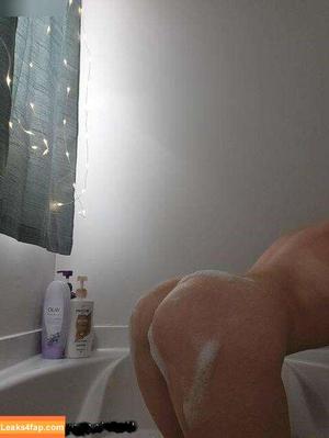 Macey Estrella-Kadlec photo #0068