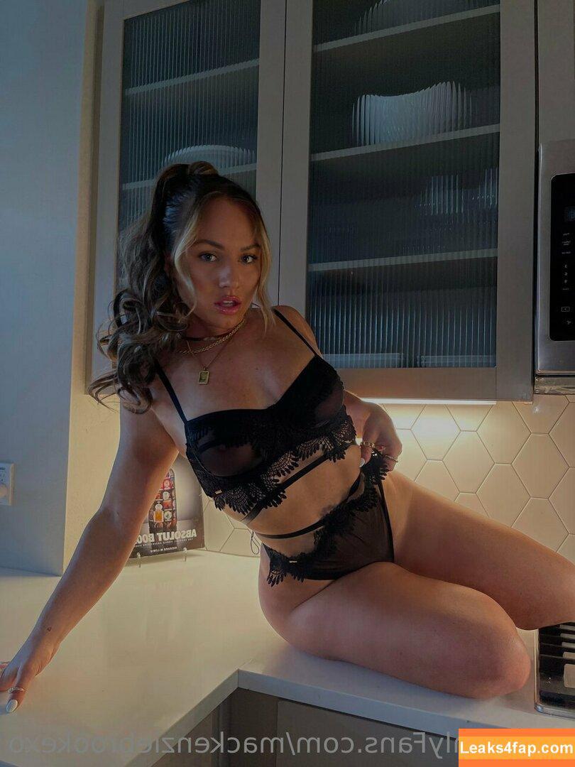 MacKenzie Brooke / mackenziebrookexo / mbpuricelli leaked photo photo #0033