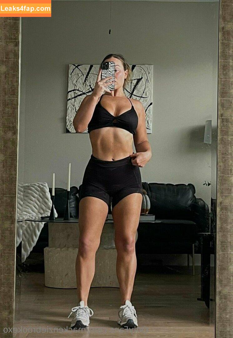 MacKenzie Brooke / mackenziebrookexo / mbpuricelli leaked photo photo #0185