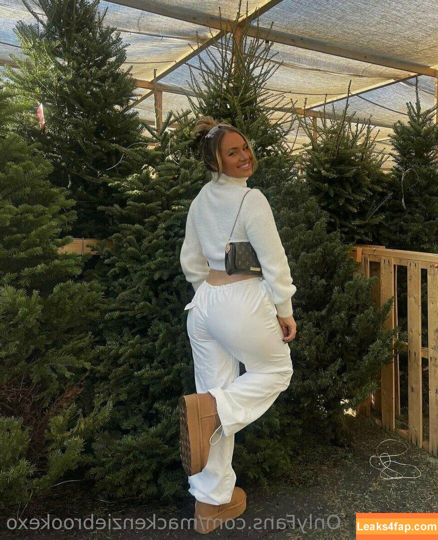 MacKenzie Brooke / mackenziebrookexo / mbpuricelli leaked photo photo #0467