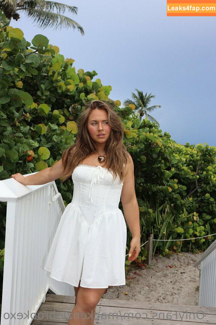 MacKenzie Brooke / mackenziebrookexo / mbpuricelli leaked photo photo #0488