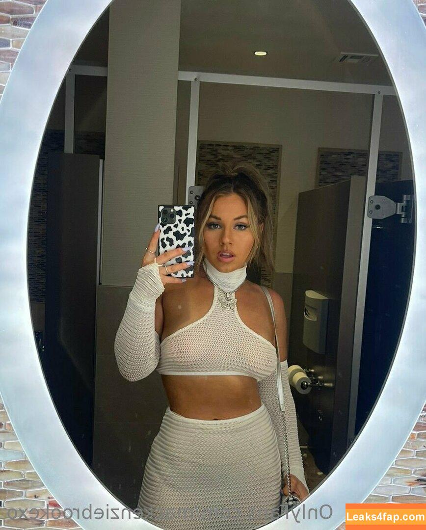 MacKenzie Brooke / mackenziebrookexo / mbpuricelli leaked photo photo #0601