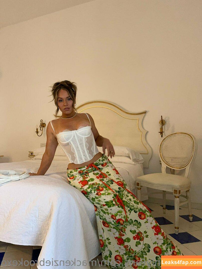 MacKenzie Brooke / mackenziebrookexo / mbpuricelli leaked photo photo #0611