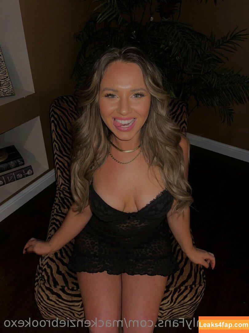MacKenzie Brooke / mackenziebrookexo / mbpuricelli leaked photo photo #0683