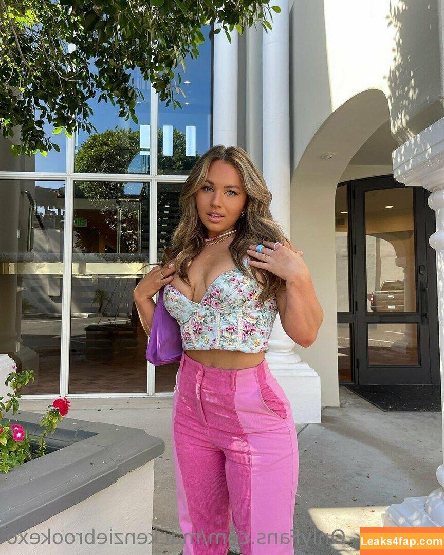 MacKenzie Brooke / mackenziebrookexo / mbpuricelli leaked photo photo #0698