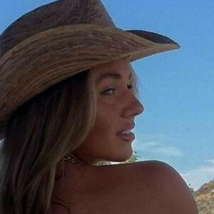 MacKenzie Brooke photo #0003