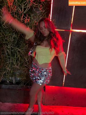 MacKenzie Brooke photo #0126