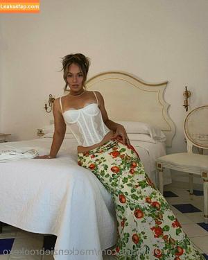 MacKenzie Brooke photo #0153