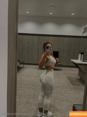 MacKenzie Brooke photo #0275