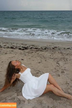 MacKenzie Brooke фото #0295