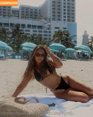 MacKenzie Brooke фото #0367