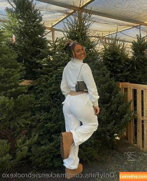 MacKenzie Brooke photo #0467