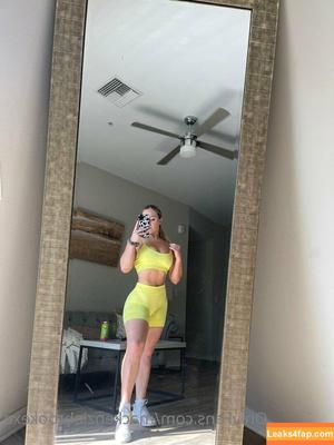 MacKenzie Brooke photo #0496