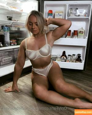 MacKenzie Brooke photo #0658