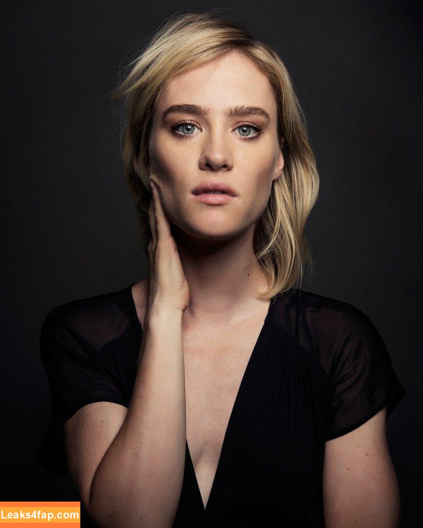 Mackenzie Davis / carolinedavis / tmackenziedavis leaked photo photo #0027