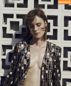 Mackenzie Davis photo #0035