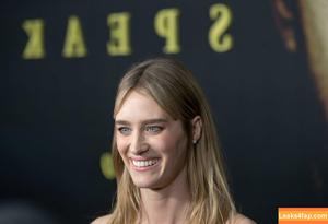 Mackenzie Davis photo #0081