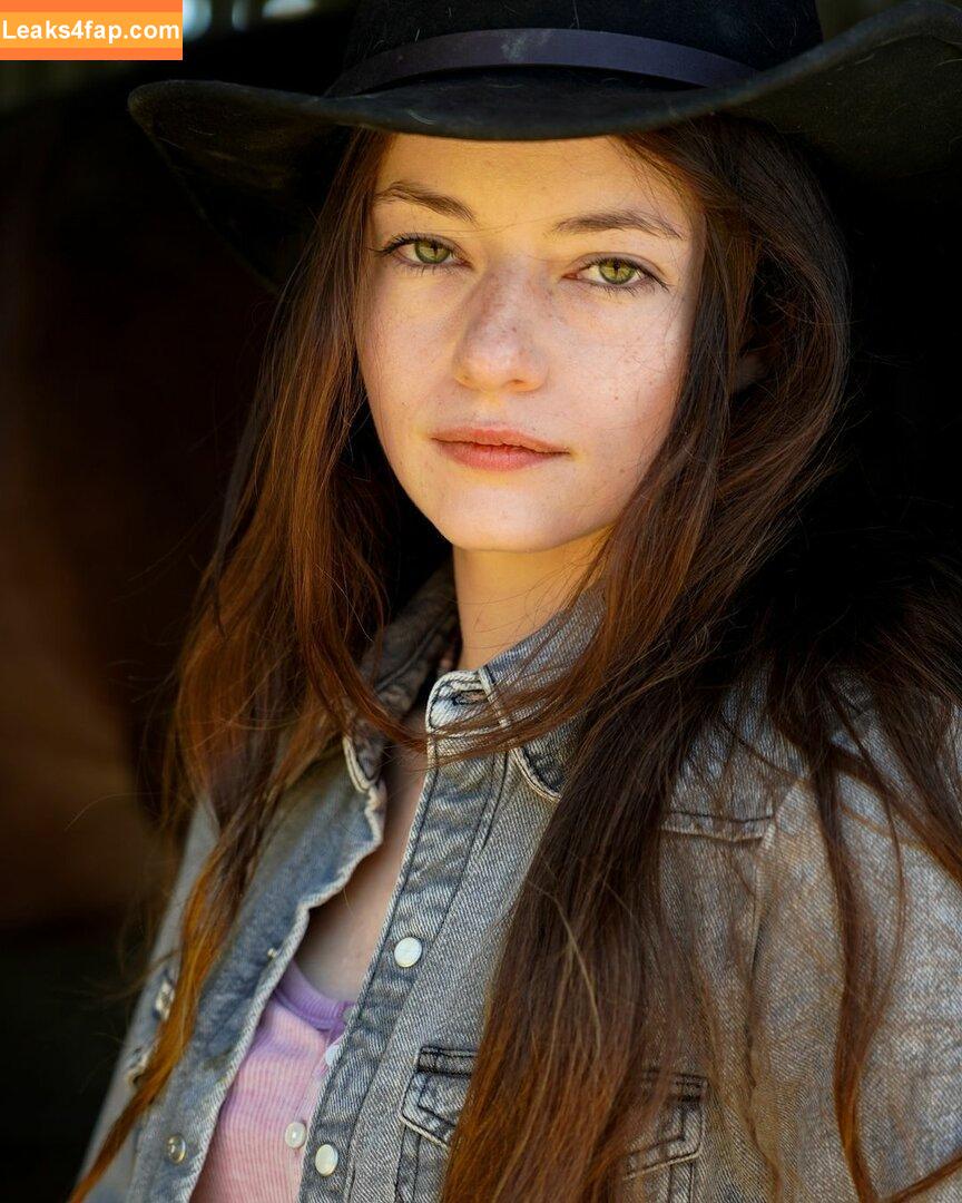 Mackenzie Foy / mackenziefoy leaked photo photo #0048