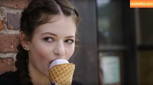 Mackenzie Foy photo #0066