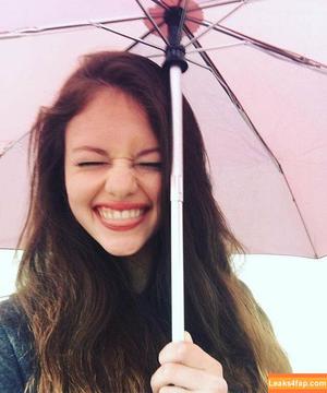 Mackenzie Foy photo #0073