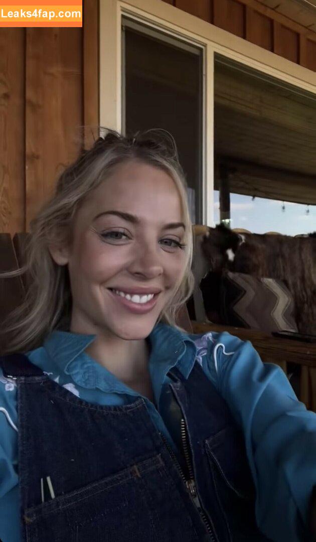 MacKenzie Porter / MacKenziePMusic leaked photo photo #0030