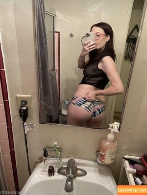 Mackenzie Stith photo #0252