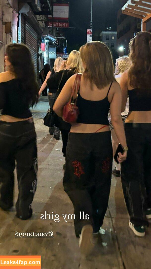 Mackenzie Ziegler / kenzie leaked photo photo #0397