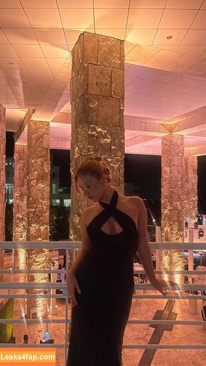 Mackenzie Ziegler фото #0025