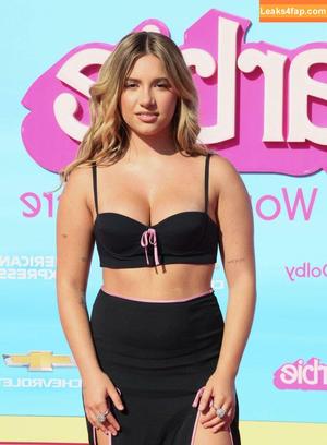 Mackenzie Ziegler фото #0255