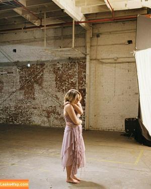 Mackenzie Ziegler photo #0271