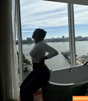 Mackenzie Ziegler photo #0406